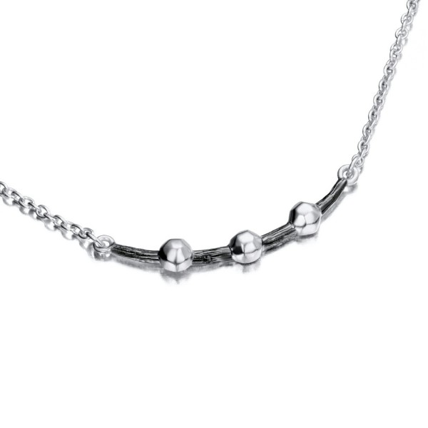 Collar de plata con baño de rutenio negro