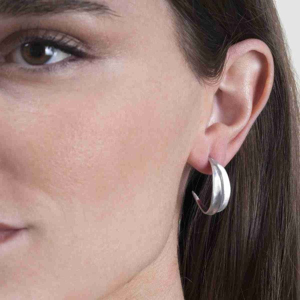 Hoop earrings with leaf in sterling silver 925