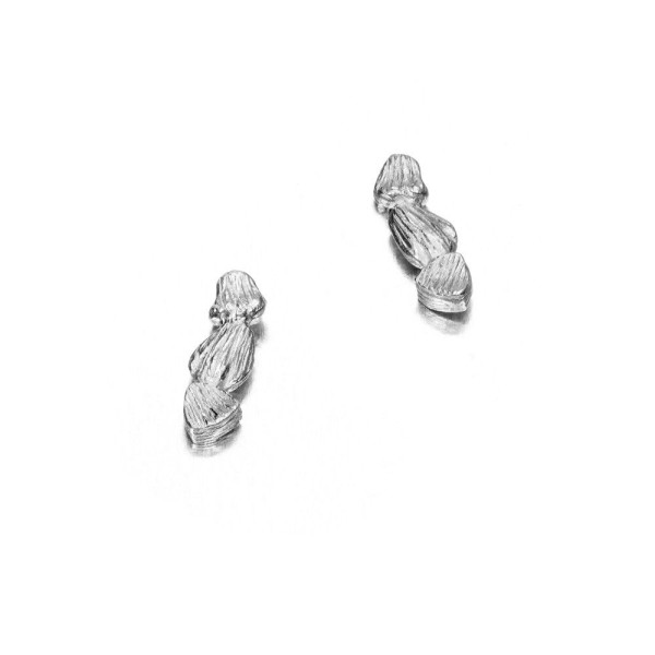 Stud earrings with an irregular texture in 925 sterling silver