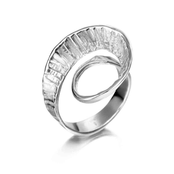 Organic motif ring in 925 sterling silver