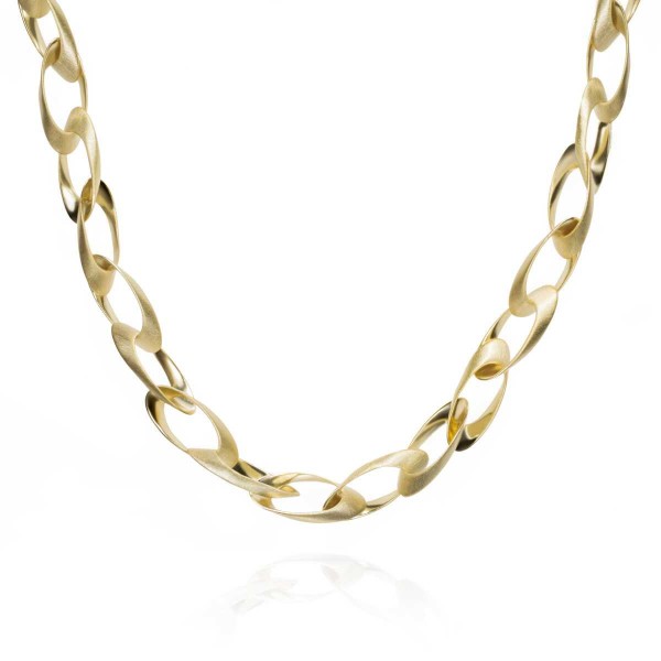 Collar corto de plata con baño de oro 18k