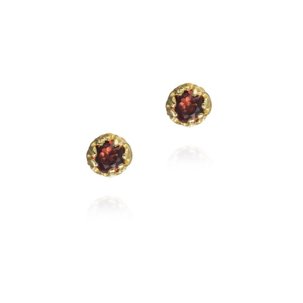 Pendientes de botón con granate de plata con baño de oro 18k